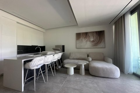 Квартира с 1 спальней в Лимассол, Лимасол, Кипр № 62688