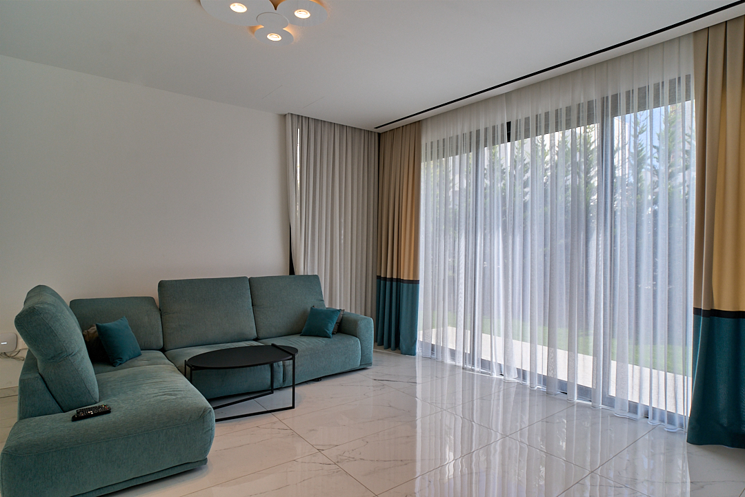 4 bedrooms Villa in Germasogeia, Limassol, Cyprus No. 61988