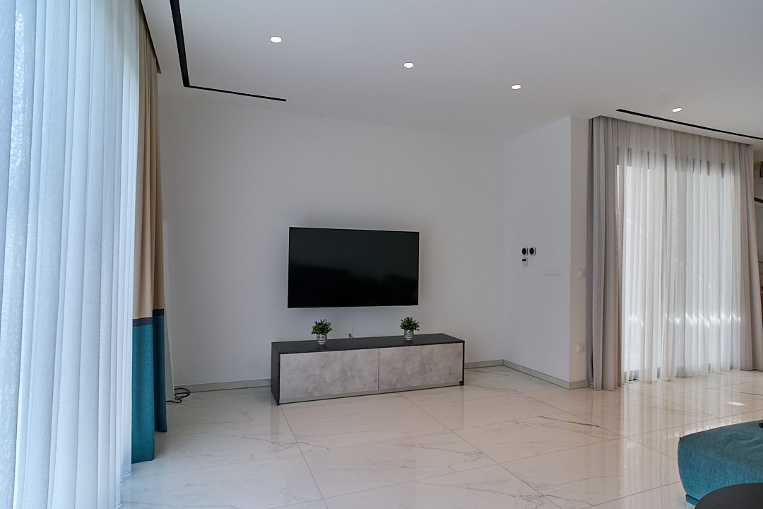 4 bedrooms Villa in Germasogeia, Limassol, Cyprus No. 61988