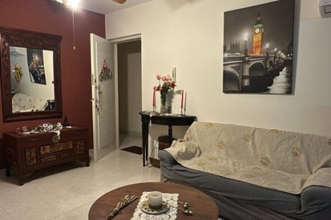 Квартира с 3 спальнями в Ларнака, Кипр № 62666