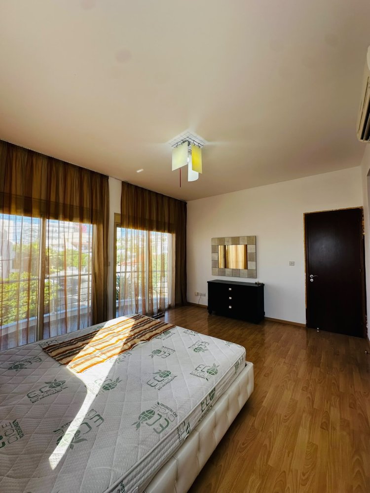 4 dormitorios Villa en Agios Athanasios, Limassol, Chipre No. 62795