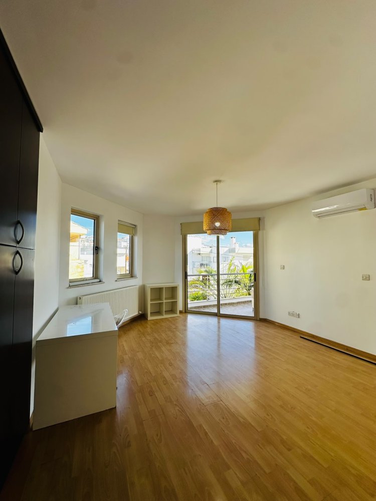 4 dormitorios Villa en Agios Athanasios, Limassol, Chipre No. 62795