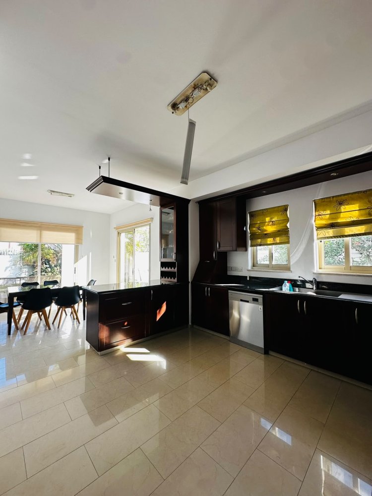 4 dormitorios Villa en Agios Athanasios, Limassol, Chipre No. 62795