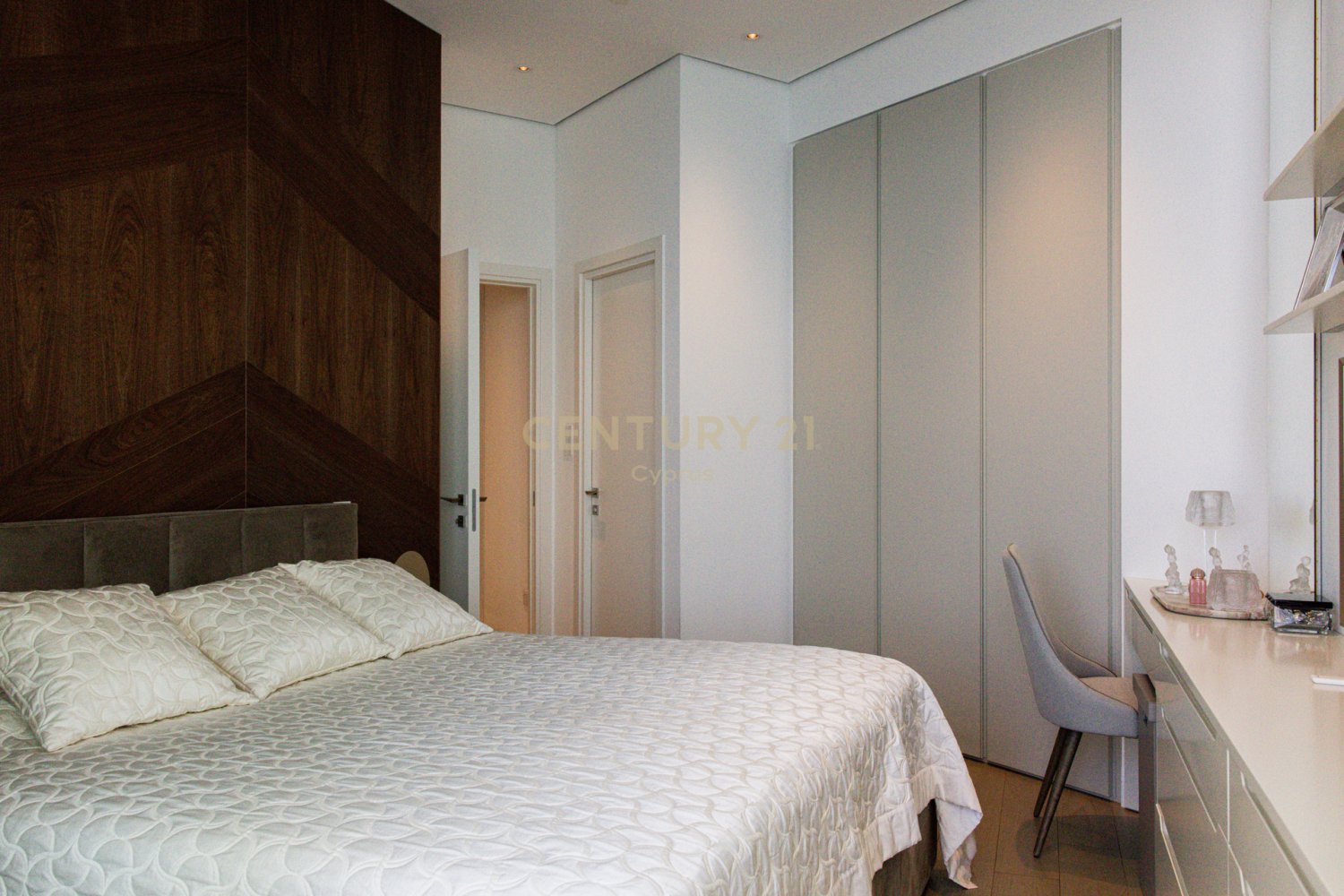 2 bedrooms Apartment in Limassol, Cyprus No. 53793