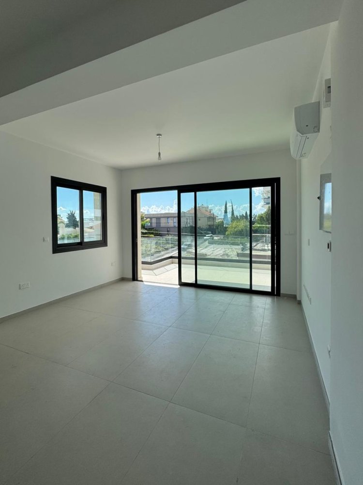 2 bedrooms Apartment in Germasogeia, Limassol, Cyprus No. 62725