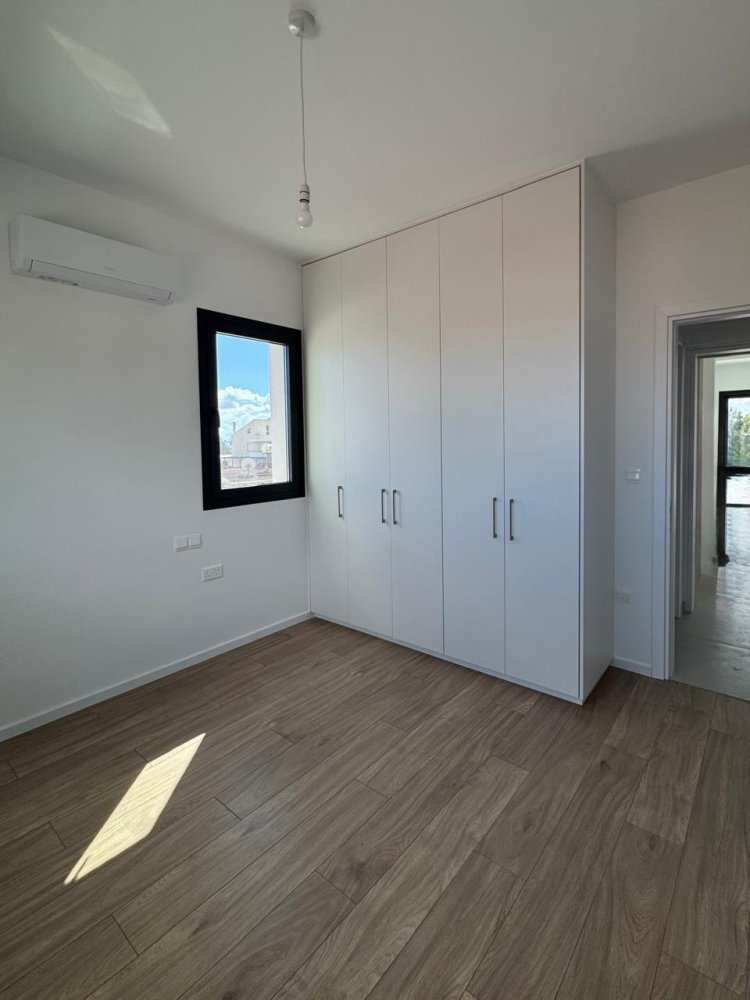 2 bedrooms Apartment in Germasogeia, Limassol, Cyprus No. 62725