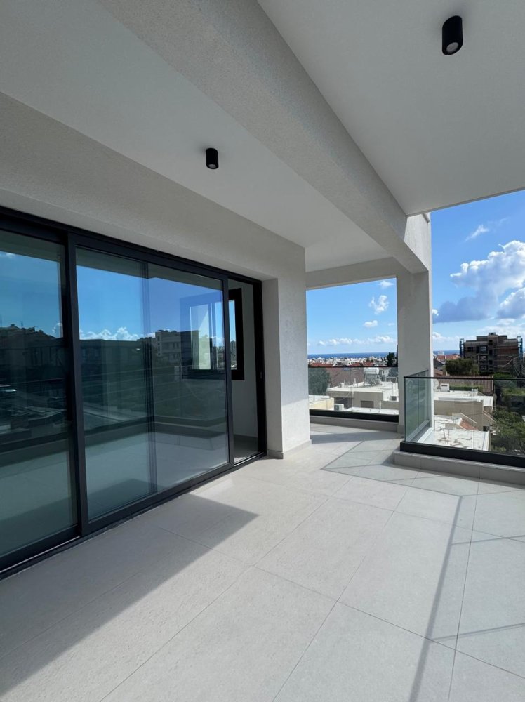 2 bedrooms Apartment in Germasogeia, Limassol, Cyprus No. 62725