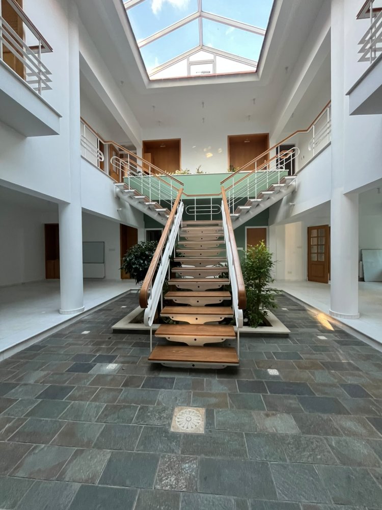 8 habitaciones Local comercial en Limassol, Chipre No. 62256