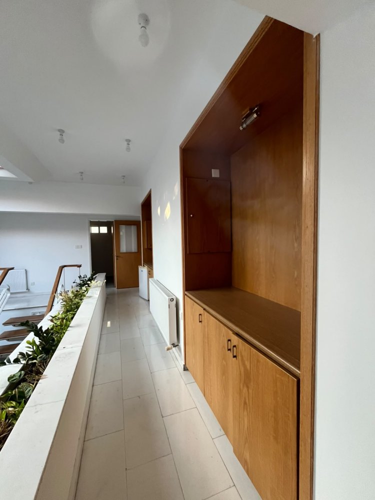 8 habitaciones Local comercial en Limassol, Chipre No. 62256