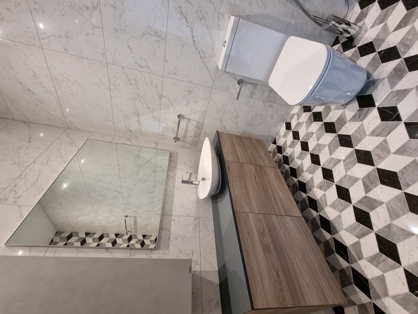 85m2 Apartment in Germasogeia, Limassol, Cyprus No. 61996
