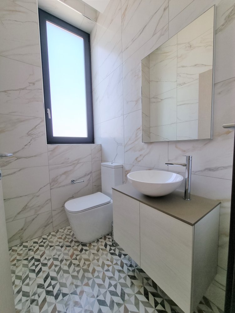85m2 Apartment in Germasogeia, Limassol, Cyprus No. 61996