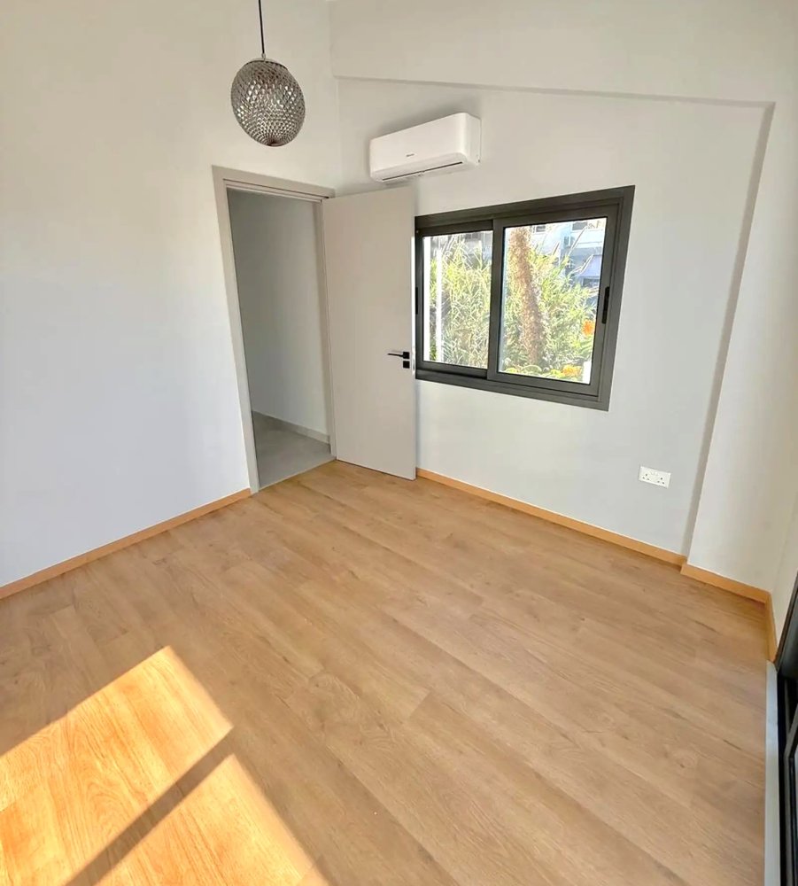 Квартира с 2 спальнями в Пафос, Кипр № 59579