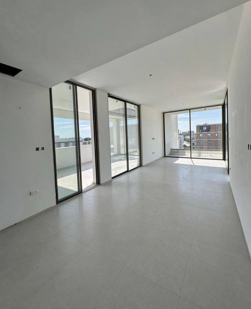 2 bedrooms Apartment in Germasogeia, Limassol, Cyprus No. 62216