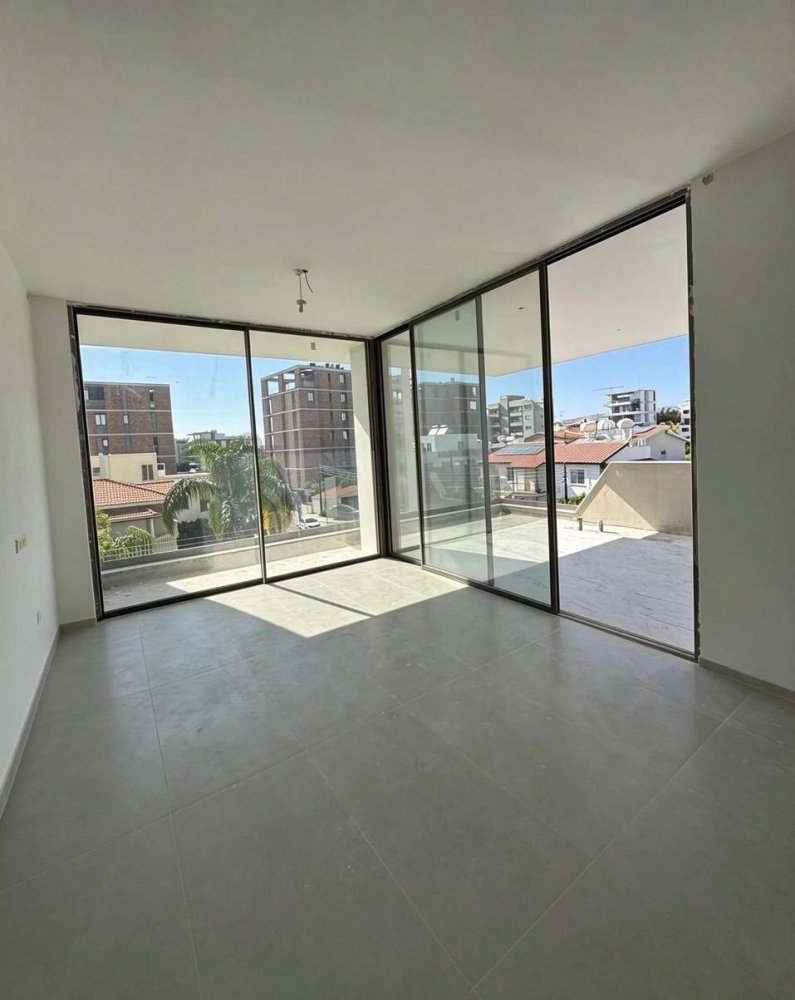 2 bedrooms Apartment in Germasogeia, Limassol, Cyprus No. 62216