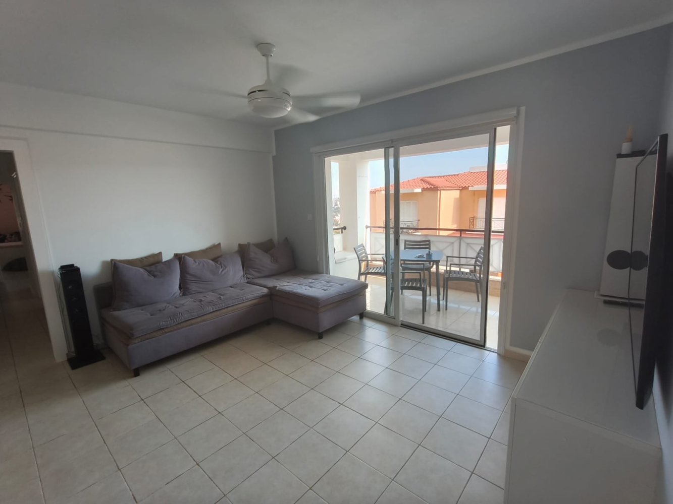 3 bedrooms Apartment in Chloraka, Paphos, Cyprus No. 61937