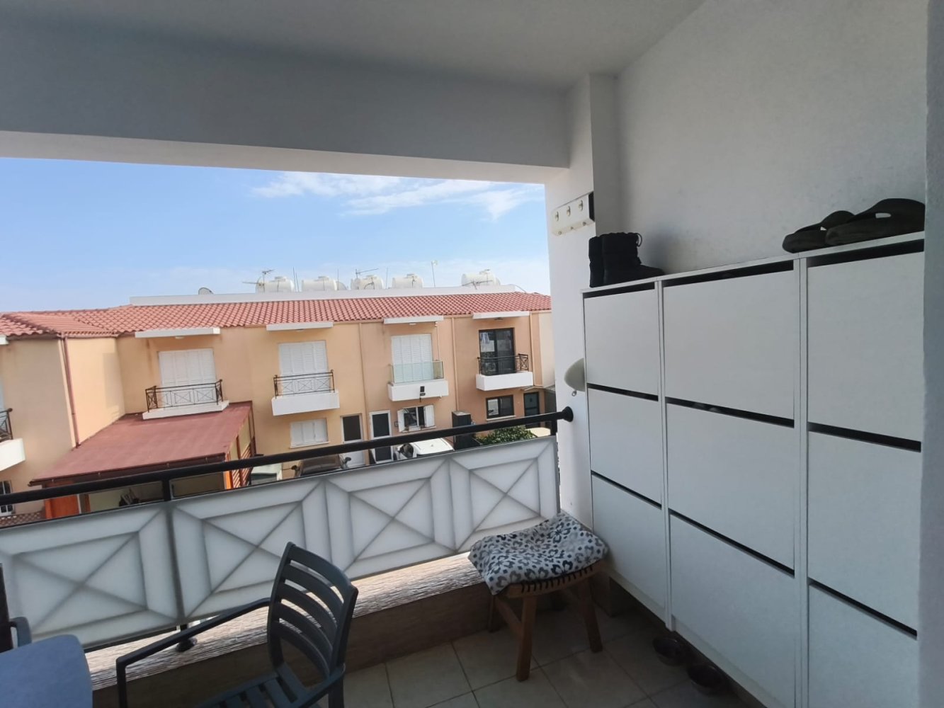 3 bedrooms Apartment in Chloraka, Paphos, Cyprus No. 61937