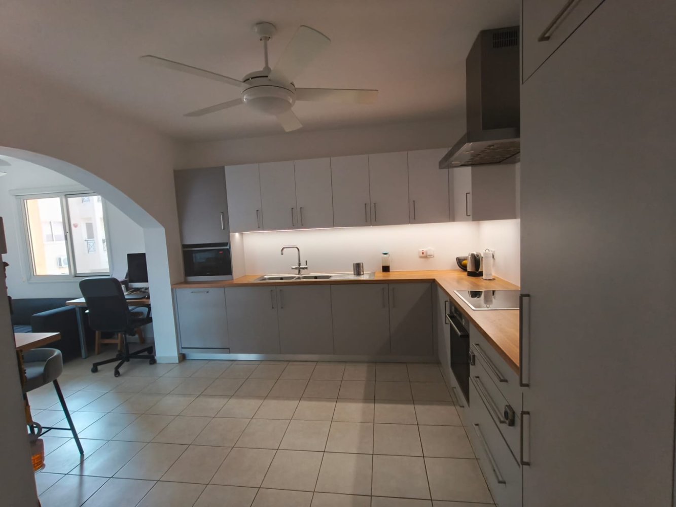 3 bedrooms Apartment in Chloraka, Paphos, Cyprus No. 61937