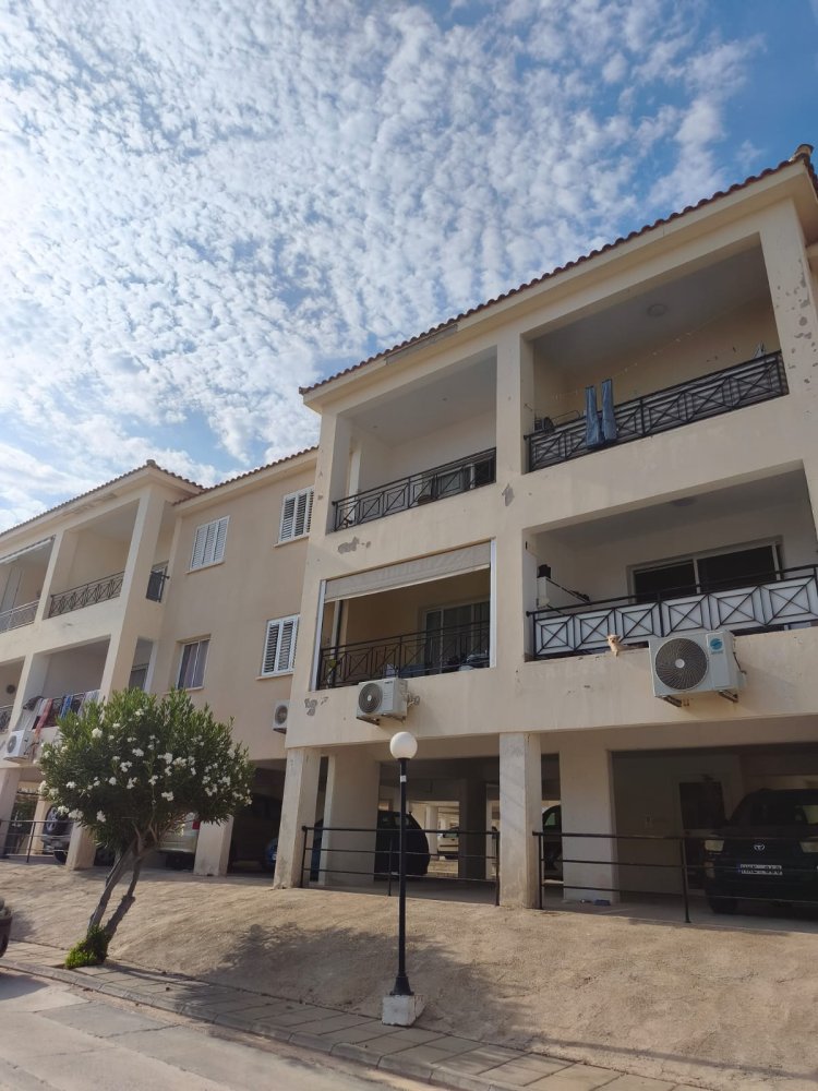 3 bedrooms Apartment in Chloraka, Paphos, Cyprus No. 61937
