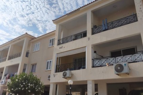 3 bedrooms Apartment in Chloraka, Paphos, Cyprus No. 61937