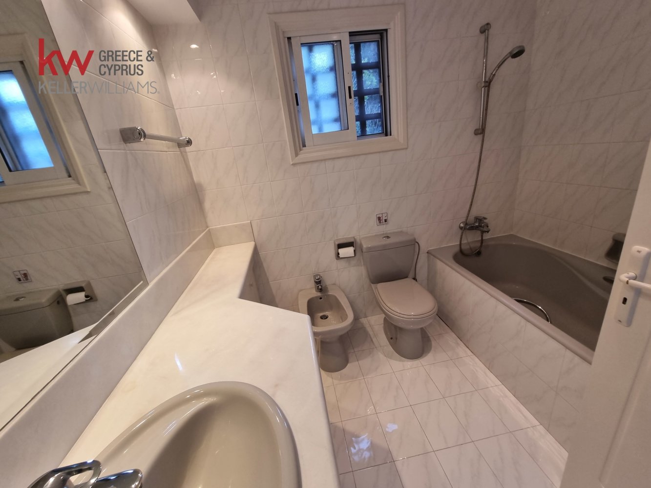5 chambres Villa à Tala, Paphos, Chypre No. 60093