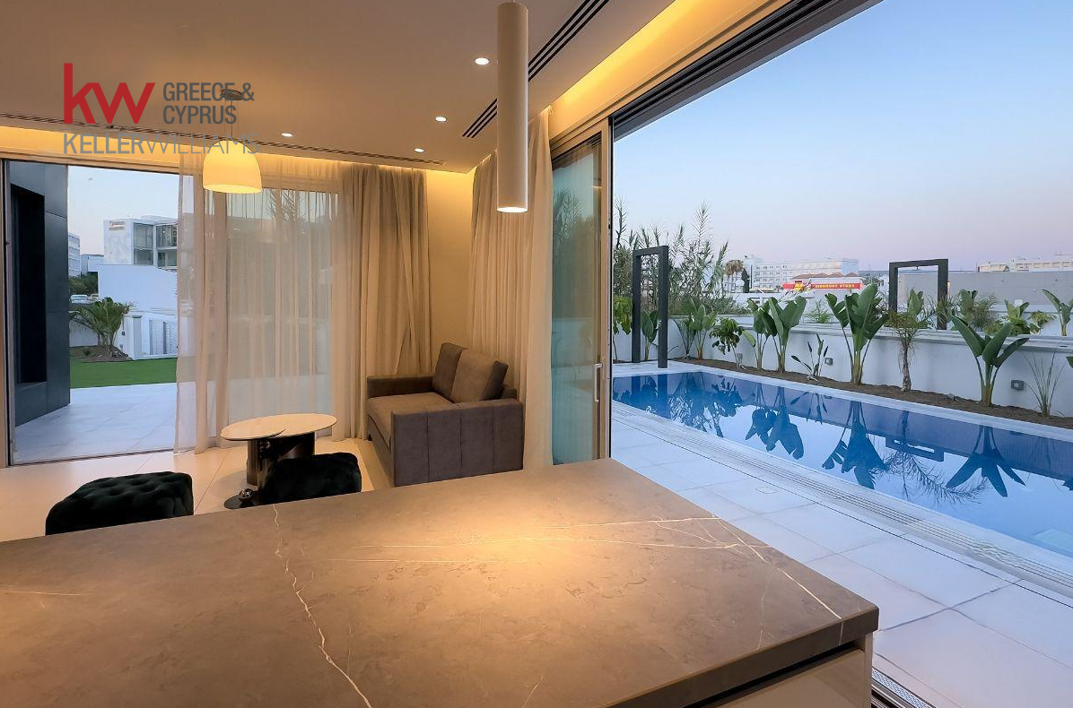 4 bedrooms Villa in Ayia Napa, Ammochostos, Cyprus No. 40472