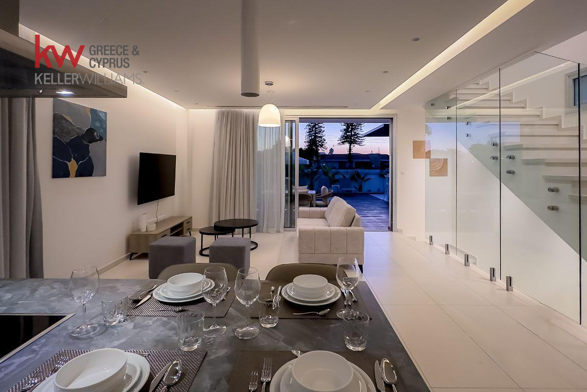 4 bedrooms Villa in Ayia Napa, Ammochostos, Cyprus No. 40472