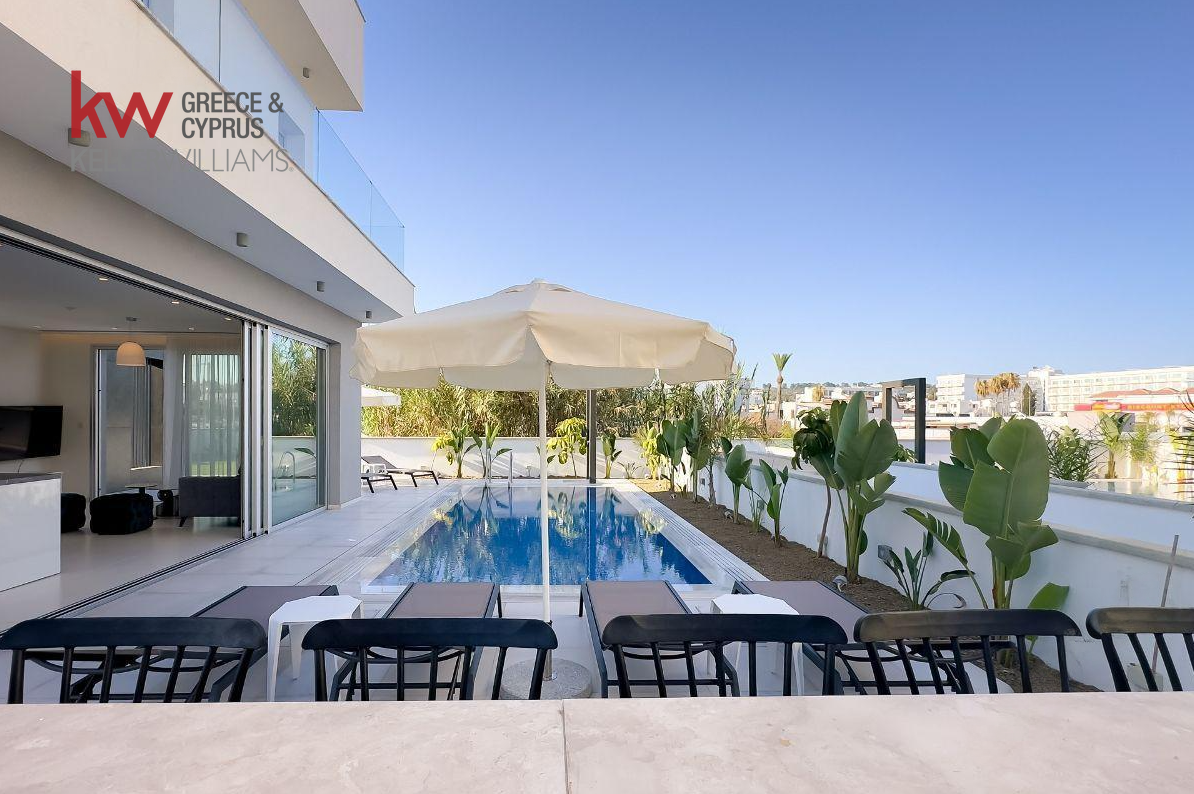 4 bedrooms Villa in Ayia Napa, Ammochostos, Cyprus No. 40472