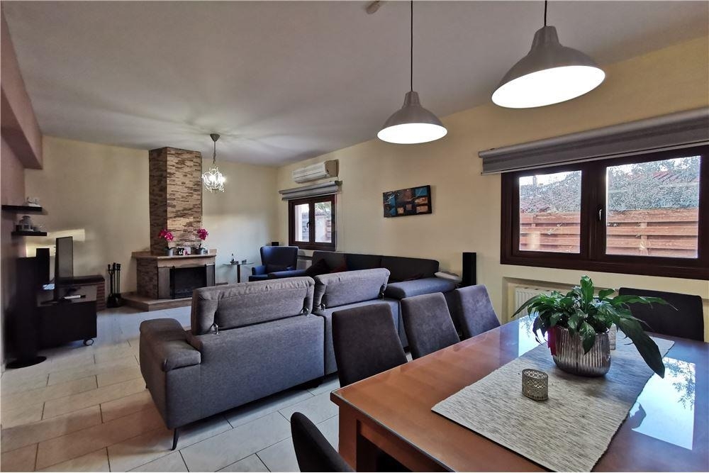 4 bedrooms Villa in Lakatamia, Nicosia, Cyprus No. 40261