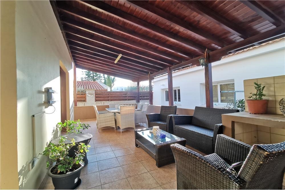 4 bedrooms Villa in Lakatamia, Nicosia, Cyprus No. 40261