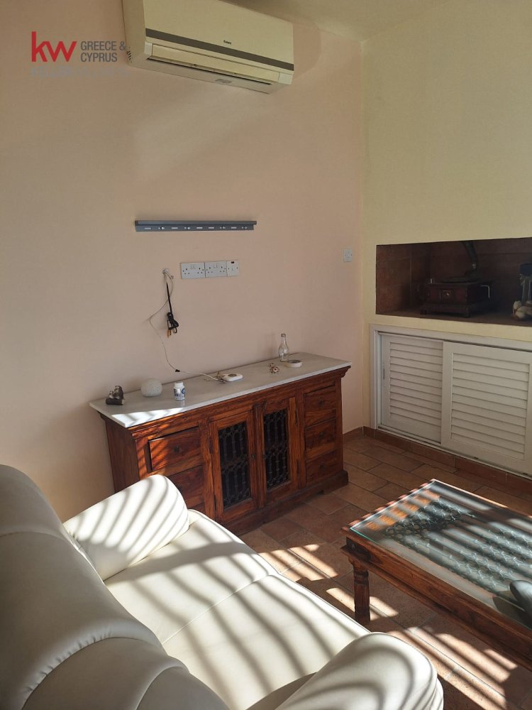 3 bedrooms Apartment in Nicosia, Cyprus No. 39837