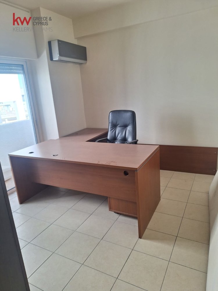 3 bedrooms Apartment in Nicosia, Cyprus No. 39837