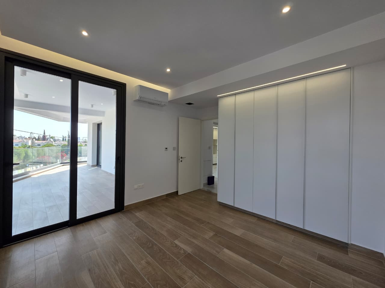 2 bedrooms Apartment in Agios Athanasios, Limassol, Cyprus No. 60996