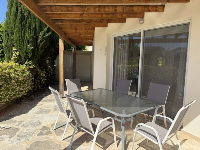 3 bedrooms Bungalow in Chloraka, Paphos, Cyprus No. 61406