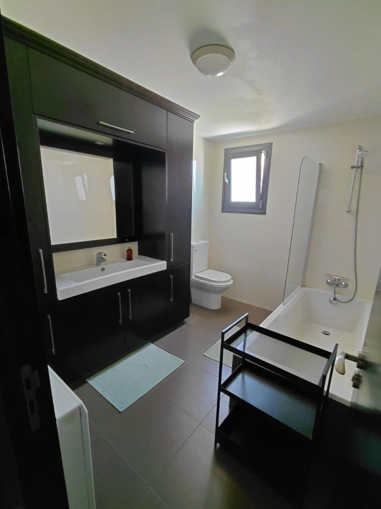 3 bedrooms Apartment in Limassol, Cyprus No. 61027