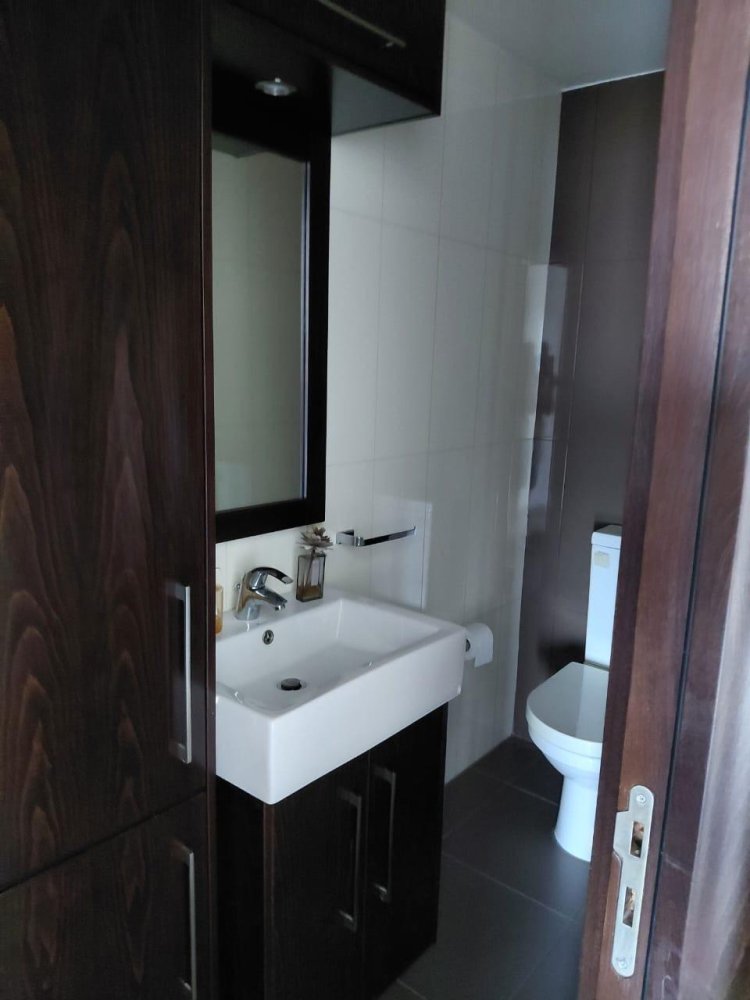 3 bedrooms Apartment in Limassol, Cyprus No. 61027