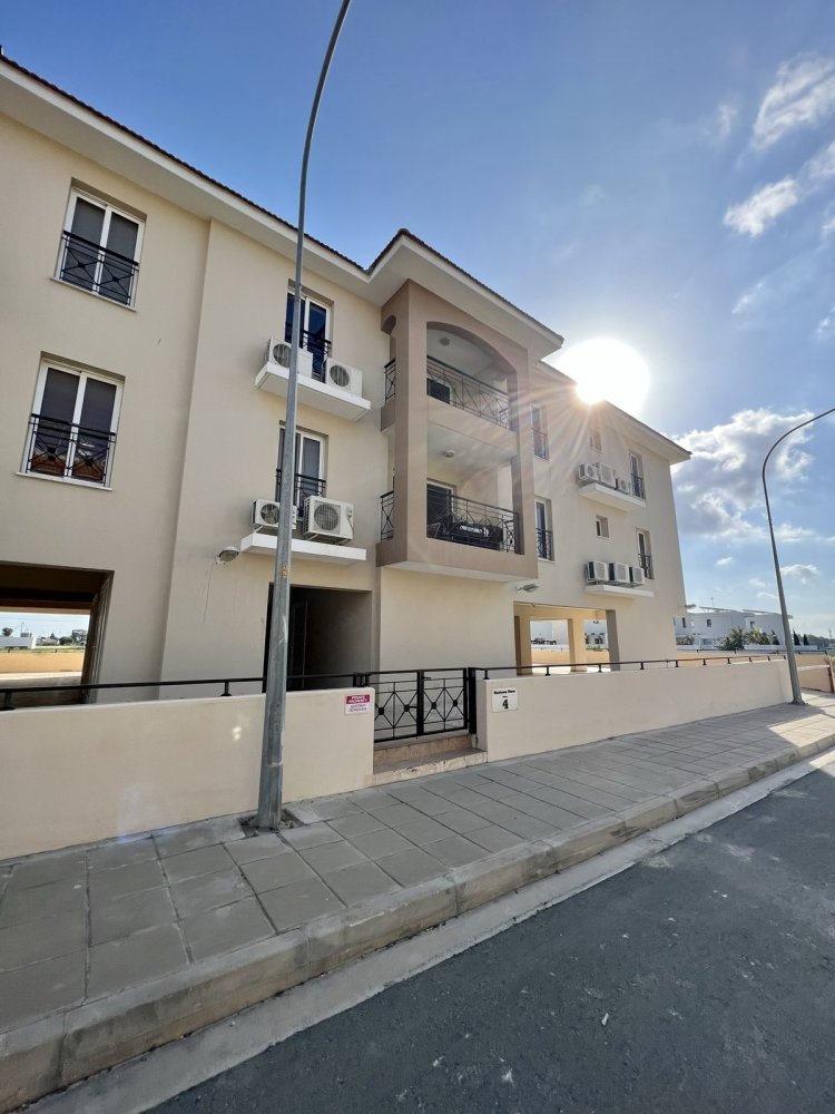 Квартира с 2 спальнями в Кити, Ларнака, Кипр № 50934