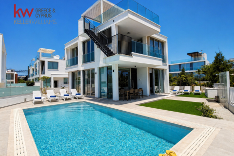 5 bedrooms Villa in Paralimni, Ammochostos, Cyprus No. 60354