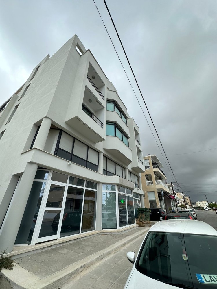 1071m2 Office in Paphos, Cyprus No. 62290