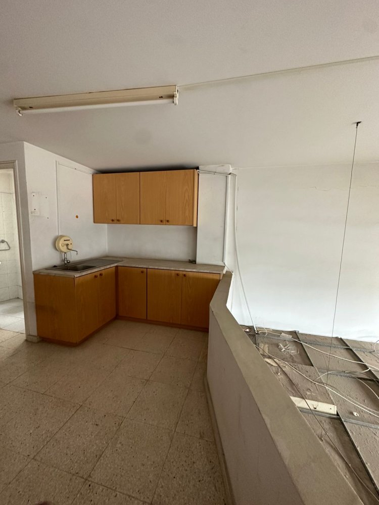 1071m2 Office in Paphos, Cyprus No. 62290
