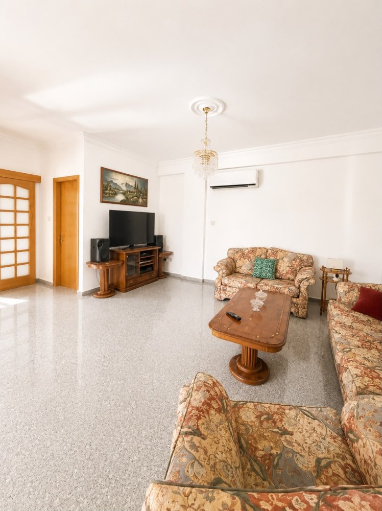 4 bedrooms Villa in Germasogeia, Limassol, Cyprus No. 60569