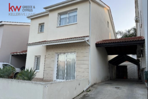 2 bedrooms Villa in Strovolos, Nicosia, Cyprus No. 51462
