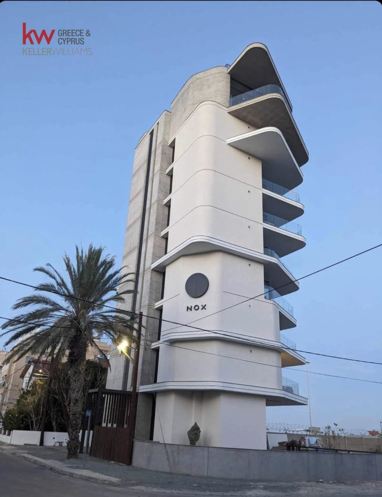 2 bedrooms Apartment in Larnaca, Larnaka, Cyprus No. 50325