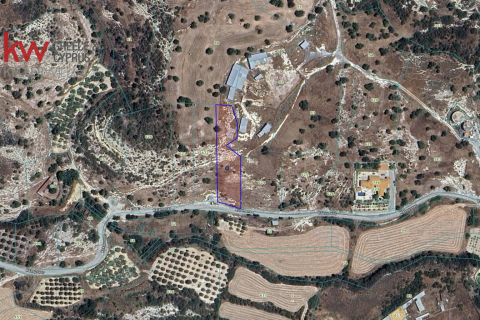 2555m2 Terrain à Pissouri, Limassol, Chypre No. 60689