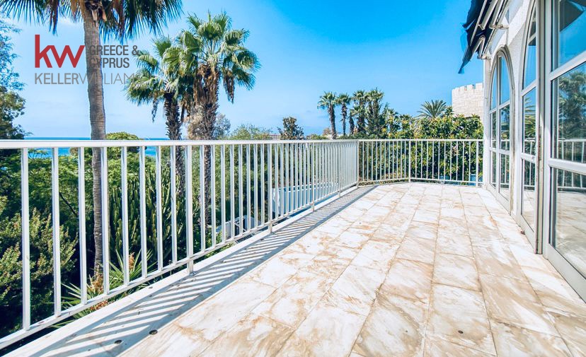 5 bedrooms Villa in Pegeia, Paphos, Cyprus No. 60756