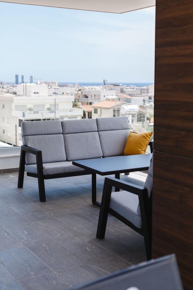 3 bedrooms Apartment in Mesa Geitonia, Limassol, Cyprus No. 62375