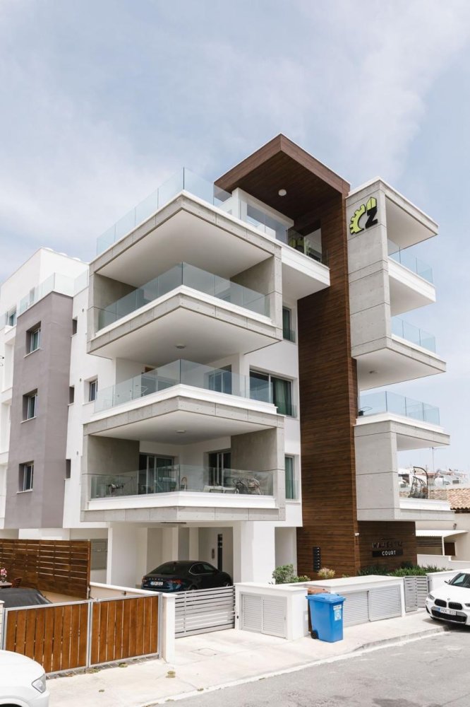 3 bedrooms Apartment in Mesa Geitonia, Limassol, Cyprus No. 62375