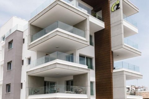 3 bedrooms Apartment in Mesa Geitonia, Limassol, Cyprus No. 62375