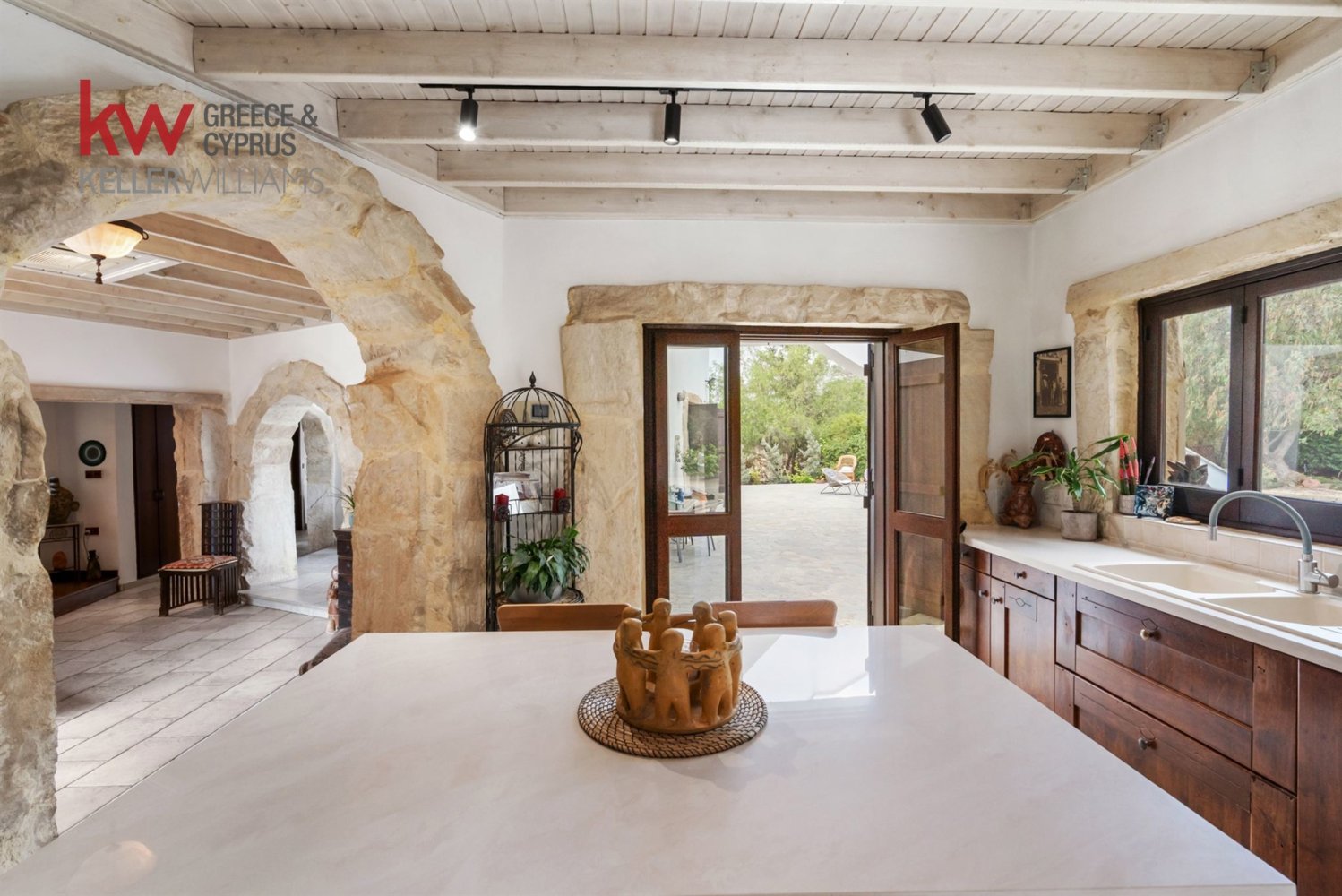4 dormitorios Villa en Mosfiloti, Larnaka, Chipre No. 39696