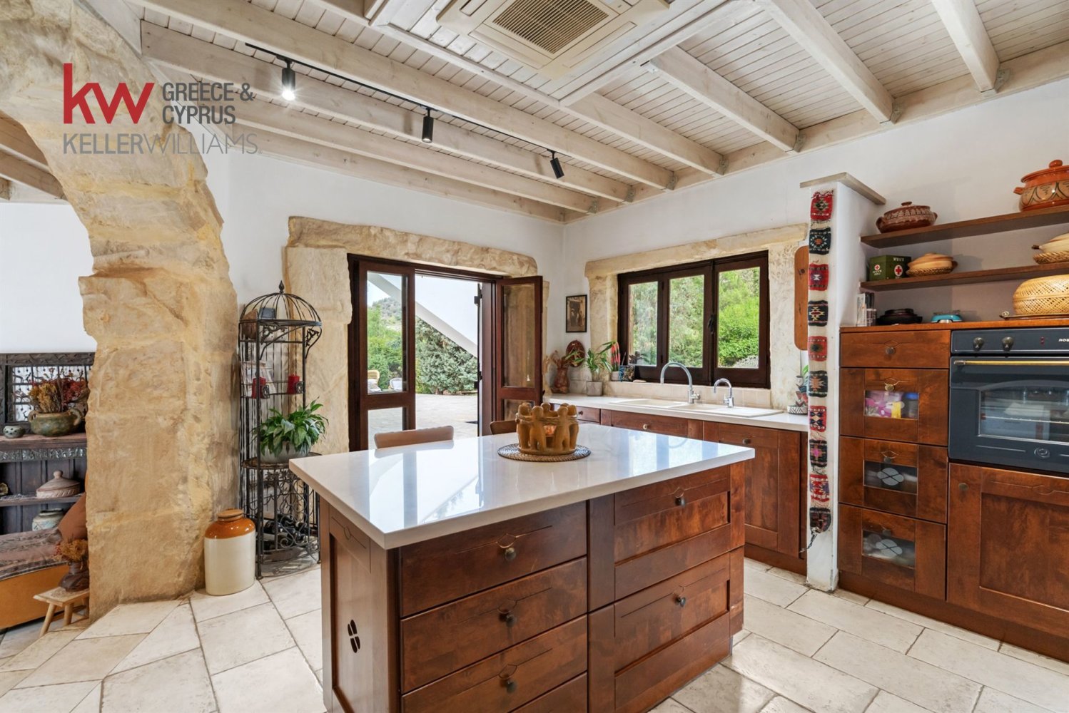 4 dormitorios Villa en Mosfiloti, Larnaka, Chipre No. 39696