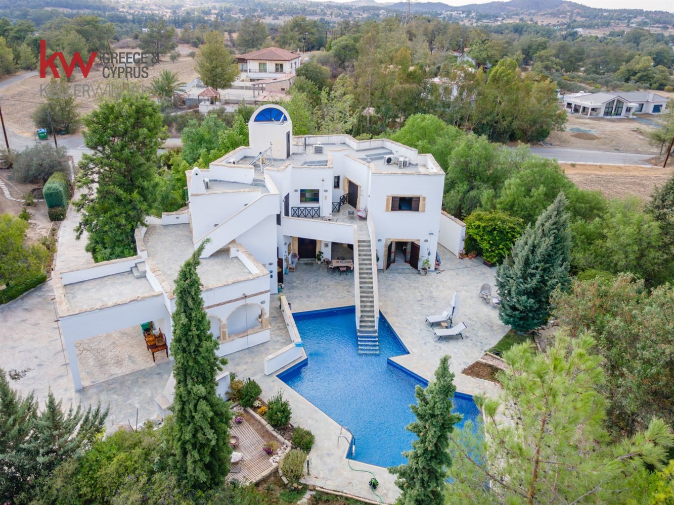 4 dormitorios Villa en Mosfiloti, Larnaka, Chipre No. 39696